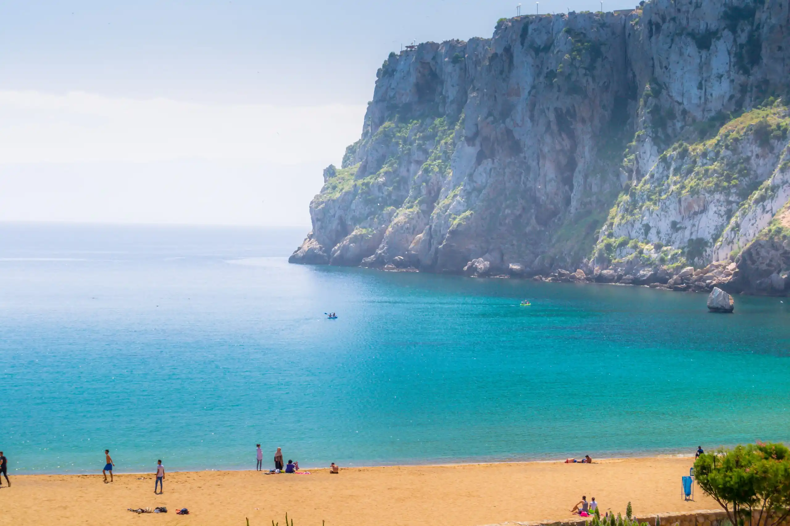 
Oujda to Saïdia: How to Plan the Perfect Beach Day with Your Car
